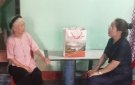 Thăm hỏi tặng quà cho các gia đình liệt sỹ và thương, bệnh binh nhân ngày 27/7/2024