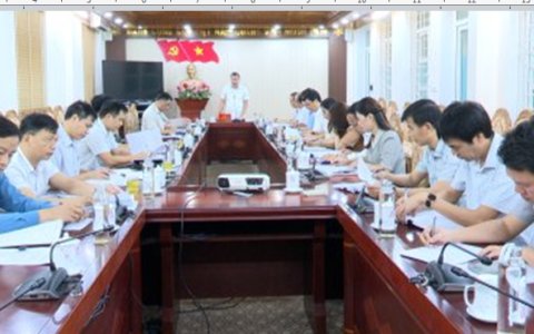 BAN THƯỜNG VỤ HUYỆN ỦY THỌ XUÂN THẢO LUẬN, CHO Ý KIẾN VỀ MỘT SỐ NỘI DUNG